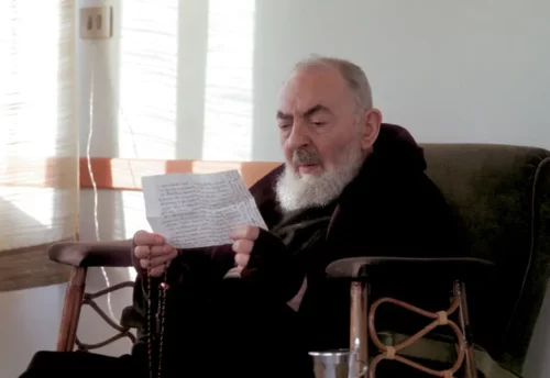 voleva suicidarsi ma padre pio la salva