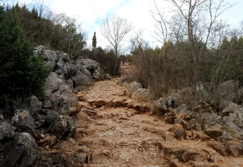 in fondo alla salita